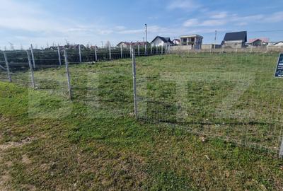 Teren Construcții intravilan de 1003 mp, în Periferie