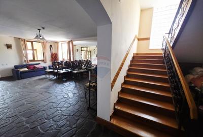 Hotel / Pensiune cu 7 camere de vânzare - 49
