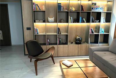 Apartament cu 3 camere semidecomandat, mobilat în Semicentral