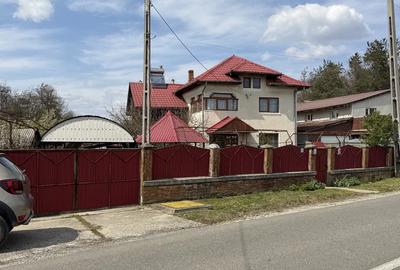 Casă individuală cu 5 camere în Budieni