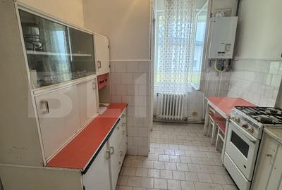 Apartament cu 2 camere decomandat, mobilat în Jibou