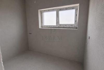 Duplex despartit prin C.T. - bucatarie inchisa - 130 mp utili - 4