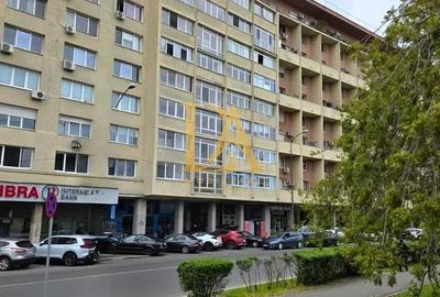 Apartament cu 2 camere semidecomandat în Sala Palatului