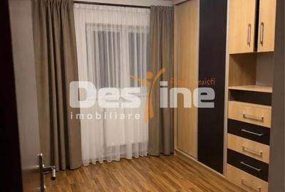 Apartament cu 3 camere decomandat în Soarelui