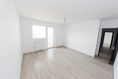 Apartament cu 2 camere decomandat în Est
