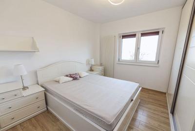 Apartament cu 3 camere decomandat în Cotroceni