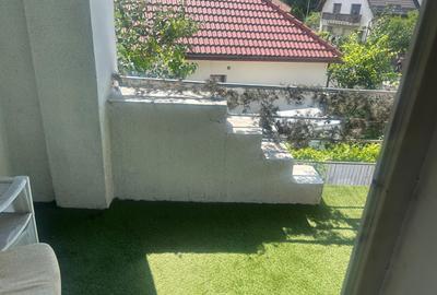 Casă P+1, 8 camere, singur în curte – ideală pentru sediu firmă - 3