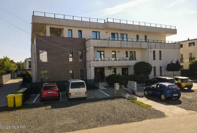 Braytim - Crinului 30 - 2 Camere, Dressing, Gradina si Loc De Parcare - 1