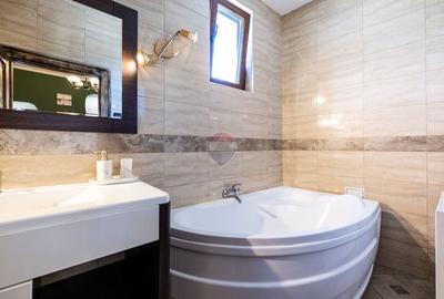 Apartament la casă, 90 mp | Strada De Mijloc - 14