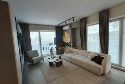 Apartament cu 4 camere decomandat în Theodor Pallady
