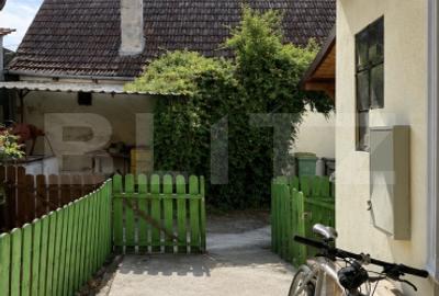 Casă cu 2 camere semidecomandat în Mehala
