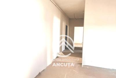 Vanzare Apartament spațios cu 4 camere, 2 băi și logie generoasă, în Florești - 3