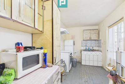 Casa în Cuvin la poalele dealului - 9