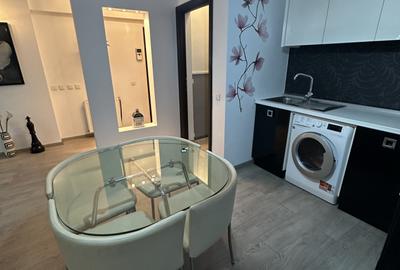 Apartament cu 2 camere semidecomandat, mobilat în Băneasa