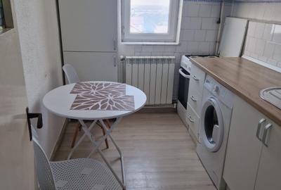 Apartament 2 camere zona Liceul Mihai Eminescu , etaj 9 cu lift nou , mobilat - 3