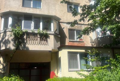 Garsonieră decomandată, mobilată în Inel II