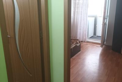 3 camere, mobilat și utilat - 9