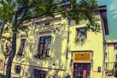 Hotel Boutique 4 stele de vânzare | Timișoara, zonă istorică - 1