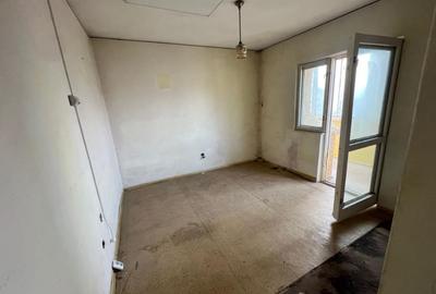 Apartament 3 camere decomandat Grivitei - 2