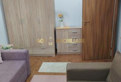 Garsonieră decomandată, mobilată în Basarabia