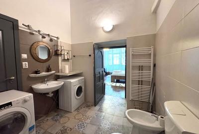 Apartament 2 camere 70 mp, cladire istorica, str Gh Sincai - Central - 8