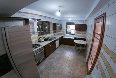 Vila 2.700mp, Paradisul Verde, cu piscina si padure proprie - 6