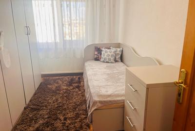 Apartament ultracentral, 3 camere, cu priveliste impresionanta, langa Mercur - 3