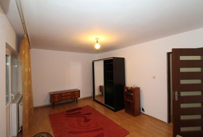 Ap. 2 cam. Bd. Lapusneanu / Str. Farului, Gaze, Parcare. Comision 0% - 5