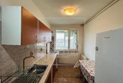 Apartament cu 2 camere decomandat în Mihai Viteazul