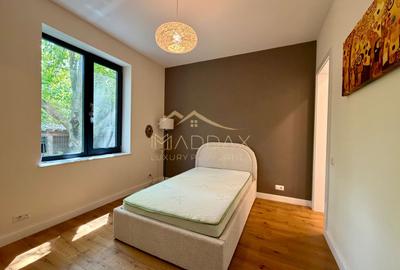 Vila cu 5 camere // * 565 mp gradina* // Tunari - 29