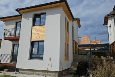 Casa individuala - stadiu semifinisat, Dezmir - 2