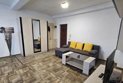 Apartament cu 2 camere semidecomandat, mobilat în Văcăresti