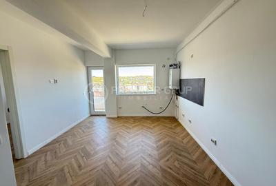 Garsonieră decomandată în Bucium