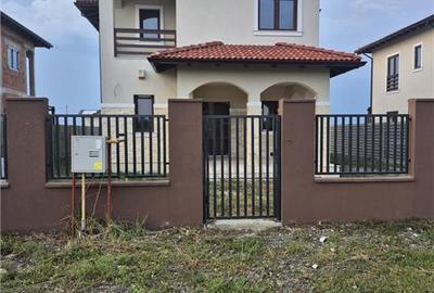 Casă individuală cu 4 camere în Moșnița Nouă