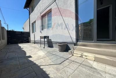 Casa / Vila cu 4 camere de inchiriat in zona Mamaia nord Constanta - 5