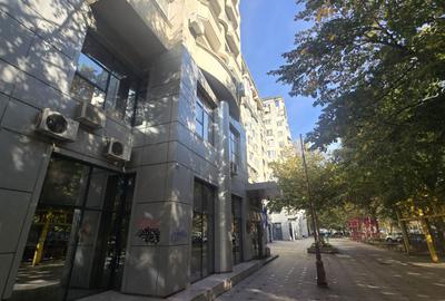 Apartament cu 5 camere semidecomandat în P-ța Unirii