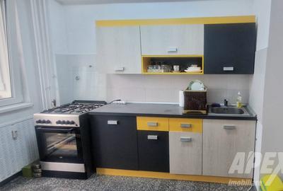 3 camere decomandat | 5 min Metrou 1 Decembrie 1918  | Etaj 6/8| Comision 0% - 3