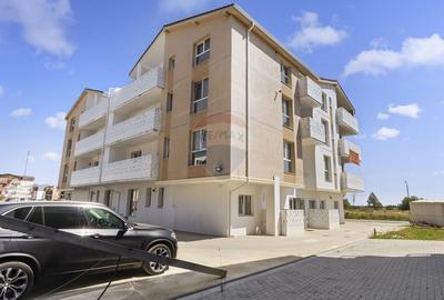 Apartament cu 3 camere de vânzare și parcare, bloc nou, zona Giroc - 1