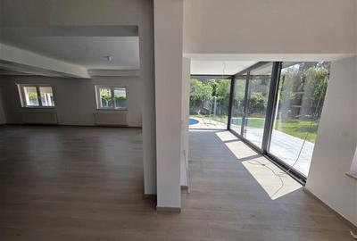 Vila cu piscina - Pipera - 5 camere - 3 bai - 218mp - 900mp teren - 4