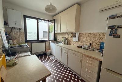 Apartament in vila - Casa interbelica - retrasa de la strada - 7