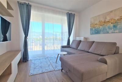 Apartament cu 2 camere semidecomandat în Tractorul
