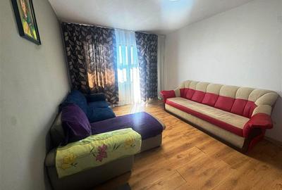 Apartament cu 3 camere decomandat, mobilat în Republicii