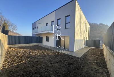 Duplex cu 4 camere în Florești