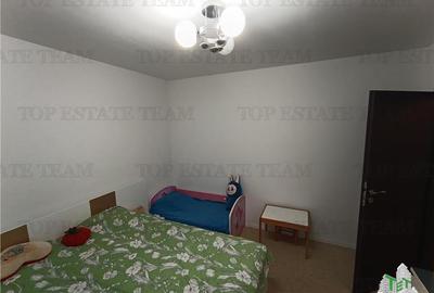 Apartament modern cu 4 camere, intr-un bloc reabilitat cu SU de 75mp, parter/4, - 16