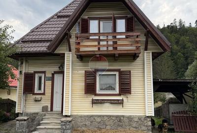 Apartament cu 3 camere semidecomandat, mobilat în Cioplea