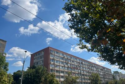 Apartament cu 2 camere decomandat în Cantemir