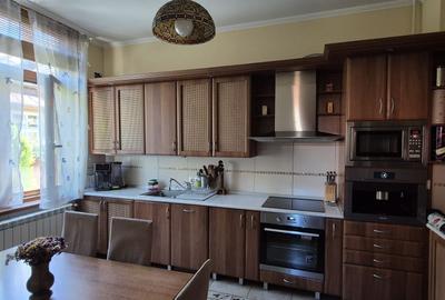 Casa singur in curte Ultracentral - str. Rodnei - 8
