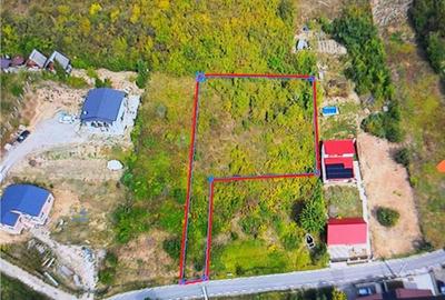 Teren intravilan de 1.488 mp in forma de L, Corunca, zona Valea Iubirii - 1