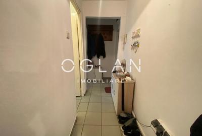 Apartament 3 camere, etaj 2, strada Semaforului - 9