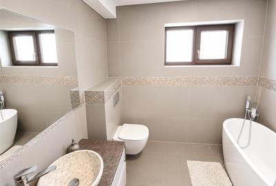 Casa moderna 4 camere 2 bai curte si parcare zona Triajului - 11